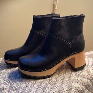 Swedish Hasbeens slip-on bootie